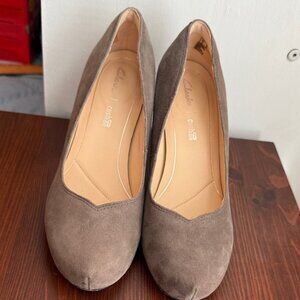 Clarks Women's Brown Suede Heels, cushion, comfy